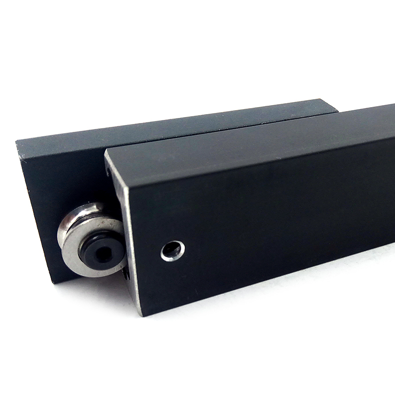 Double axis roller linear guide SGR10 Black Coating Wheel Linear Guide